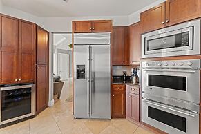 Indigo East 2103 Penthouse W/cabana