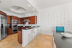 Indigo East 2103 Penthouse W/cabana