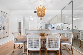 Shipwatch Riverside E204