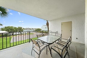 Shipwatch Riverside E204