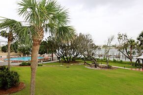 Shipwatch Riverside E204