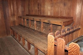 Shipwatch Riverside E204