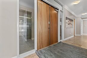 Mediterranean West 301