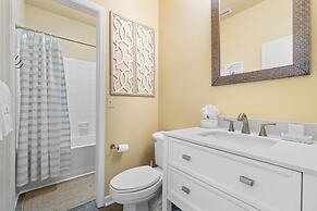 Molokai Villas Riverside 7A