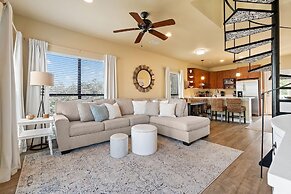 Molokai Villas Riverside 7A