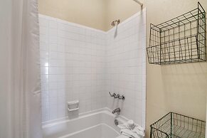 Molokai Villas Riverside 7A