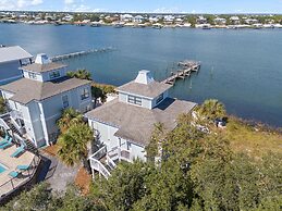 Molokai Villas Riverside 7A