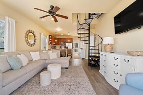 Molokai Villas Riverside 7A