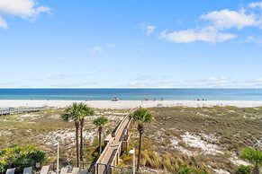 Capri 202 + Free Seasonal Beach Service