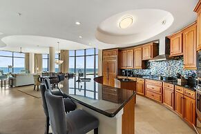 Capri 202 + Free Seasonal Beach Service