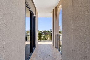 Capri 202 + Free Seasonal Beach Service