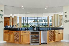 Capri 202 + Free Seasonal Beach Service