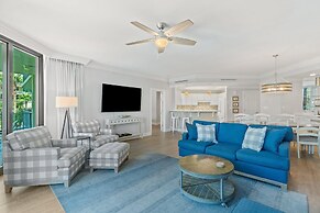 Phoenix on the Bay 1228