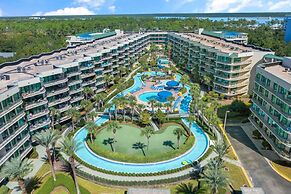 Phoenix on the Bay 1228