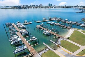 Phoenix on the Bay 1228