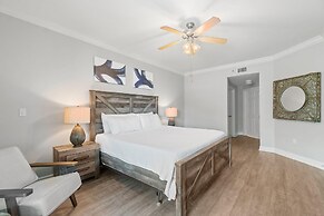 Phoenix on the Bay 1228