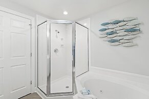 Phoenix on the Bay 1228