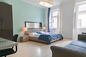 Pleasant 2BR shared Apt. Margareten