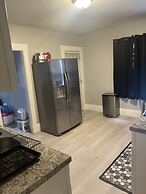 Newly Renovated 2 floor Getaway