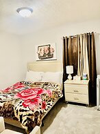 Newly Renovated 2 floor Getaway