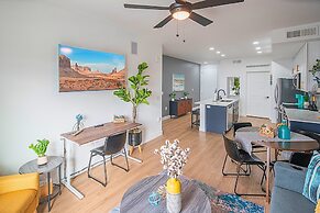 Minutes from Kierland King Bed Lux Pool with View - S433