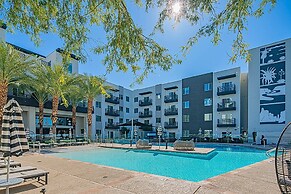 Minutes from Kierland King Bed Lux Pool with View - S433