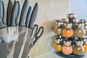 Minutes from Kierland King Bed Lux Pool with View - S433