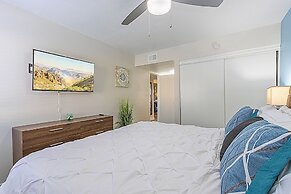 Bliss at Mezzo Pad -Walk to Dine and Shop and Golf-C254