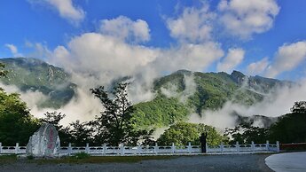 Crowne Plaza Shangluo by IHG