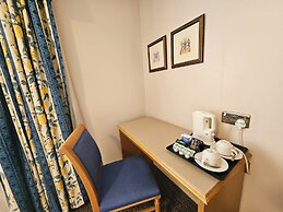 OYO Blaby Westfield Hotel