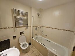 OYO Blaby Westfield Hotel