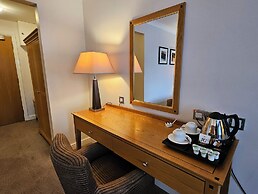 OYO Blaby Westfield Hotel