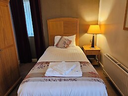 OYO Blaby Westfield Hotel