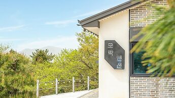 Namhae Mansion Morak