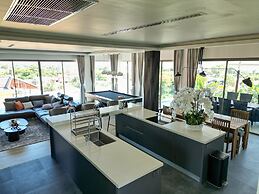 Legend most Luxurious 6Bedroom Seaview