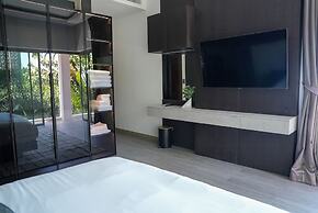 Legend most Luxurious 6Bedroom Seaview