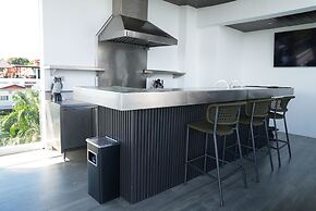 Legend most Luxurious 6Bedroom Seaview