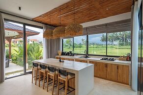 Marbella Villa by Betterplace