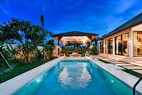 Marbella Villa by Betterplace