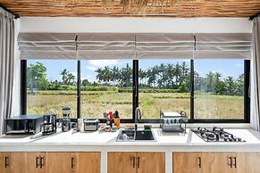 Marbella Villa by Betterplace