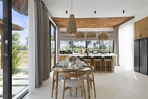 Marbella Villa by Betterplace