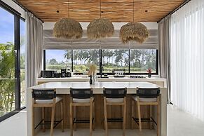 Marbella Villa by Betterplace