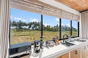 Marbella Villa by Betterplace