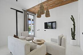 Marbella Villa by Betterplace