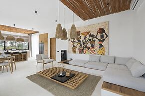 Marbella Villa by Betterplace
