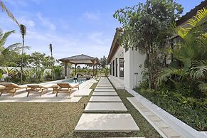 Marbella Villa by Betterplace