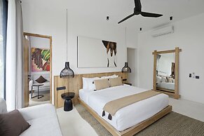 Marbella Villa by Betterplace