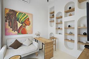 Marbella Villa by Betterplace