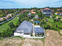 Marbella Villa by Betterplace