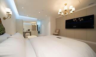 Pocheon LUA PREMIUM Drive-In Hotel